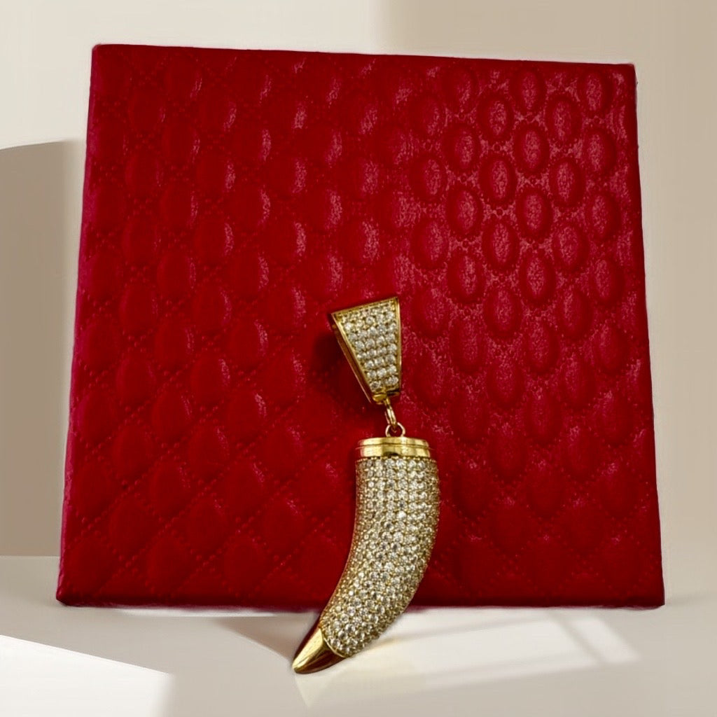 Dijes de oro para hombre