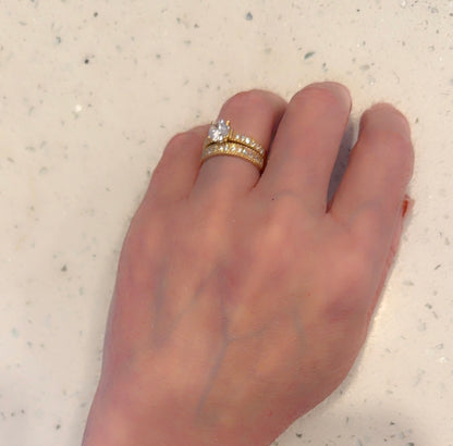 Anillo de compromiso eternidad reforzado