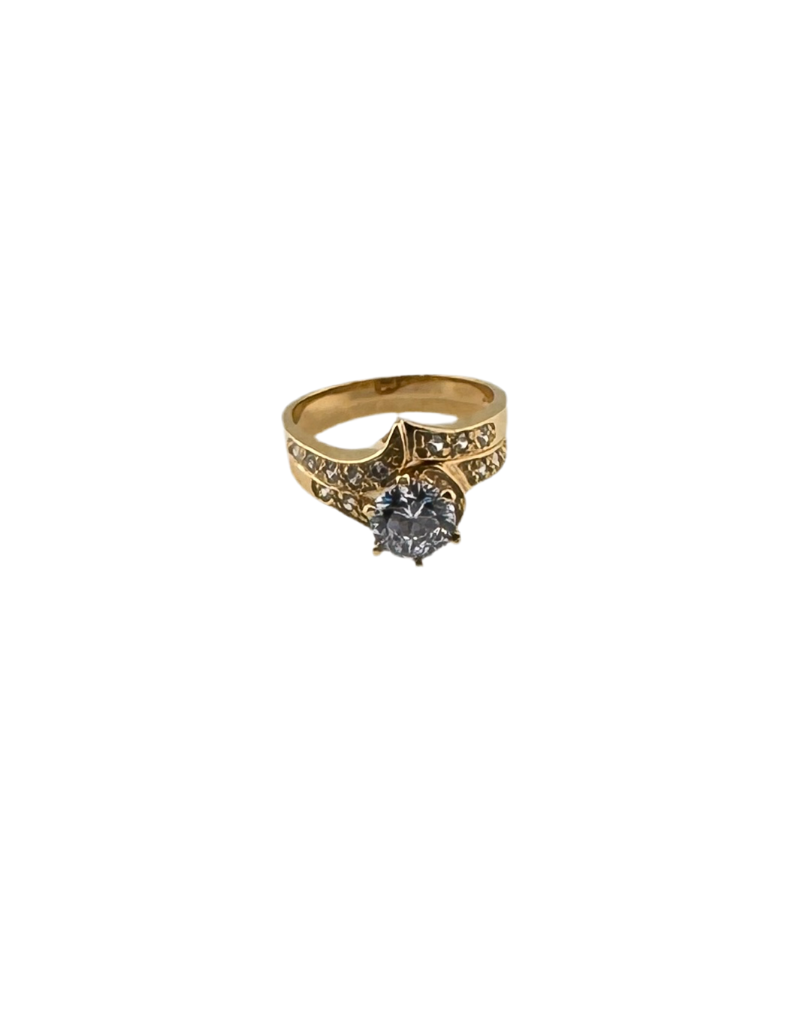 Anillo nupcial en oro amarillo