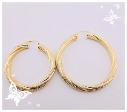 Argollas torcidas satinadas, grosor 5 mm,