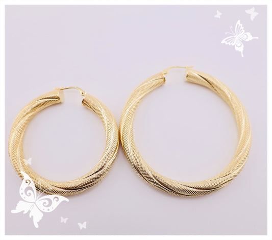 Argollas torcidas satinadas, grosor 5 mm,
