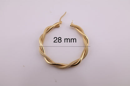 Aretes retorcidos lisos y satinados