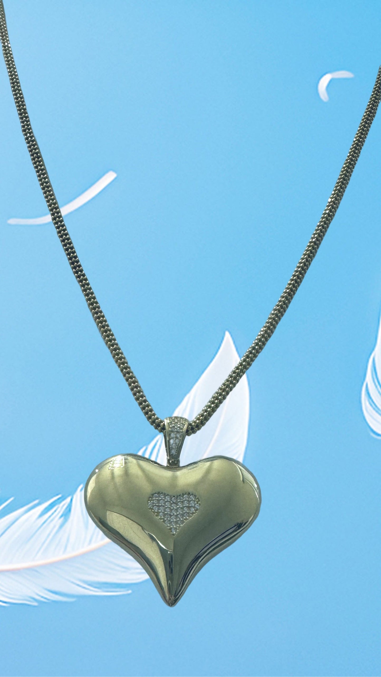 Dijes de corazón oro