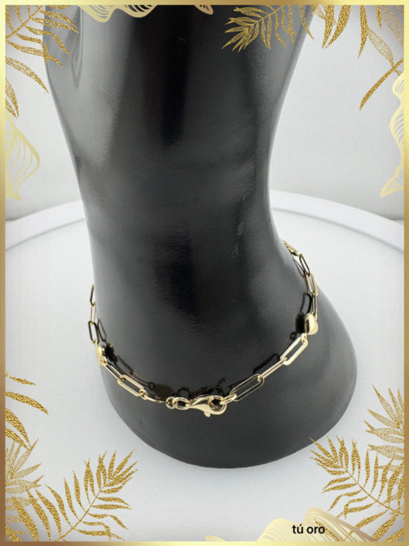 Pulseras de llaves y corazones