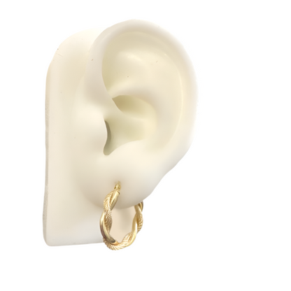 Aretes retorcidos lisos y satinados