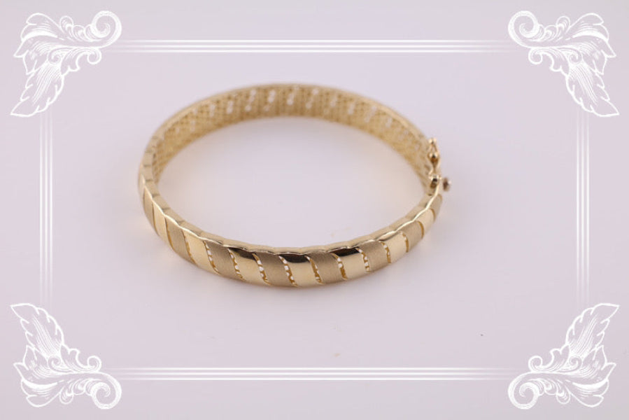 Esclavas de oro
