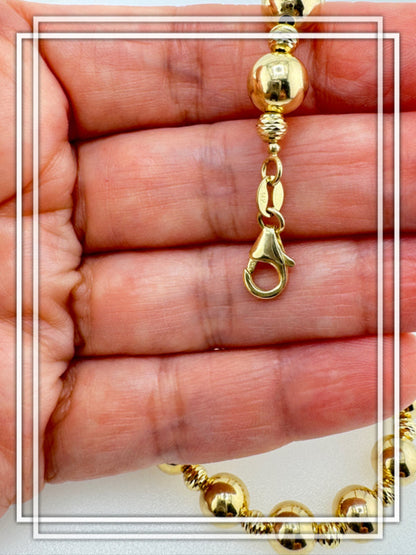 Collar de bolas pulido espejo.