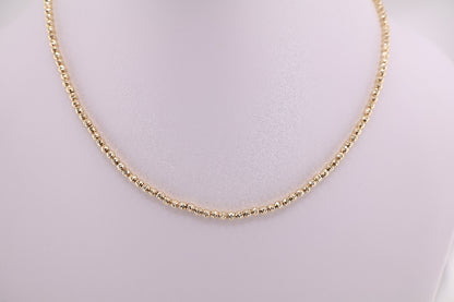 Collar de bolas diamantadas