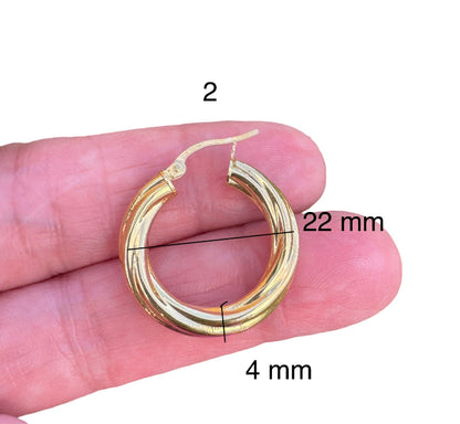 Argollas torcidas lisas, grosor 4 mm.