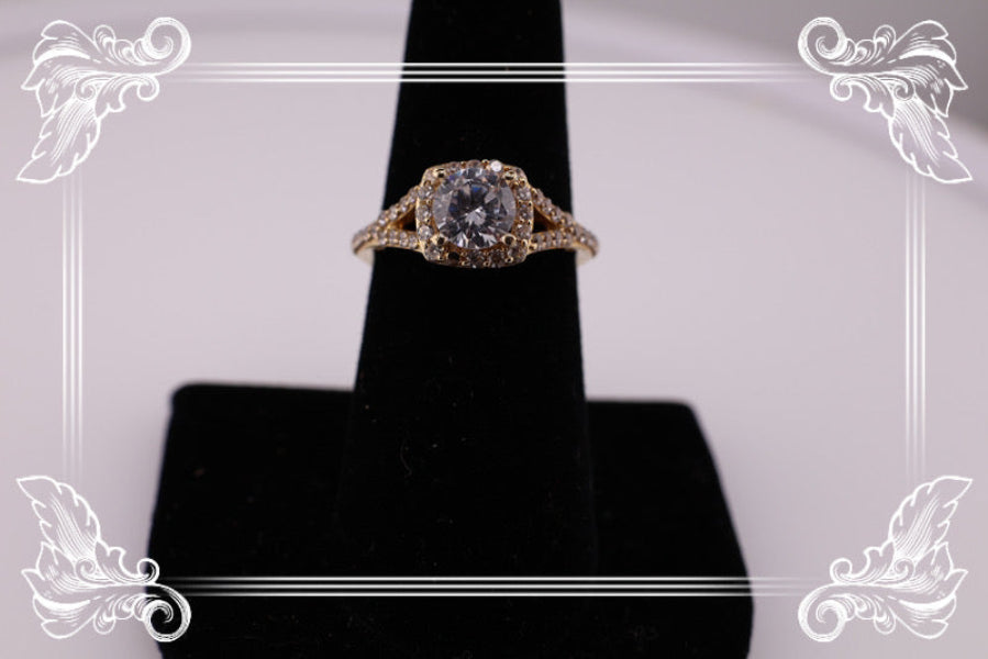 Anillo de compromiso halo
