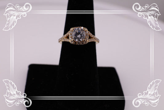 Anillo de compromiso halo