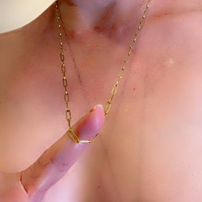 Cadena con clip de papel