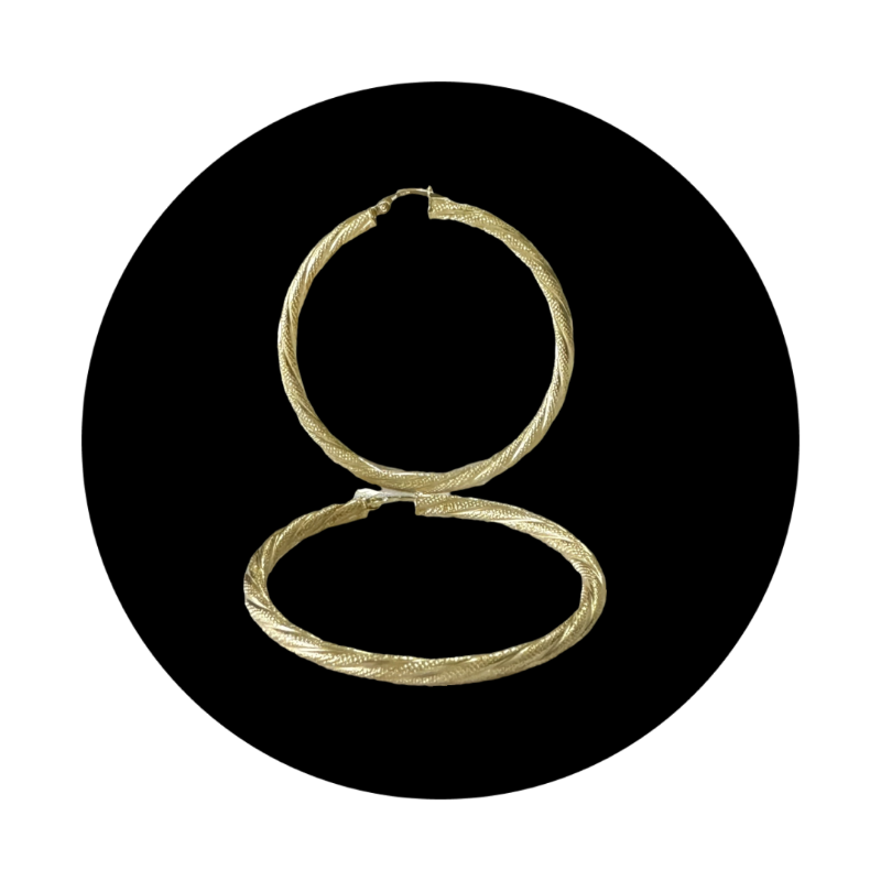 Argollas torcidas, satinadas, grosor 3 mm.  