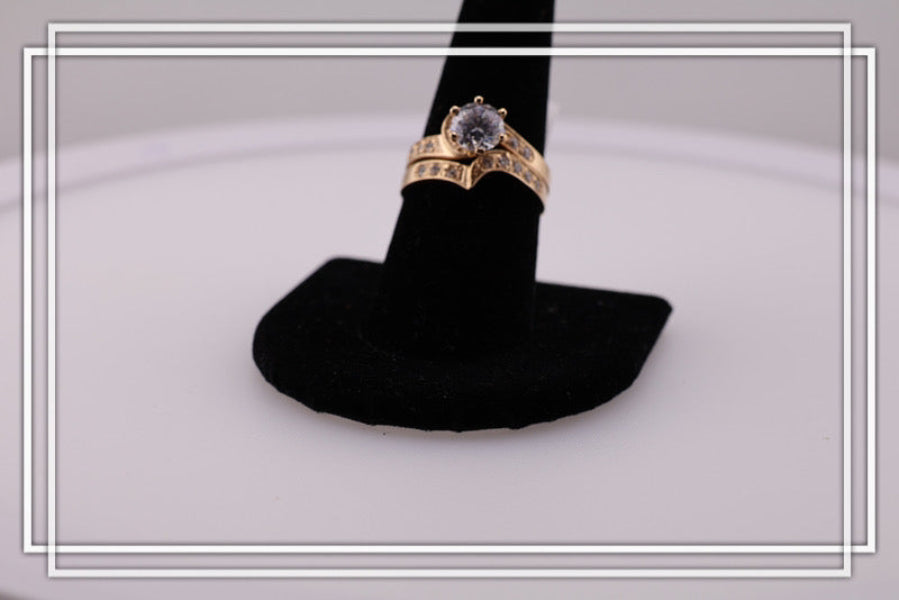 Anillo nupcial en oro amarillo