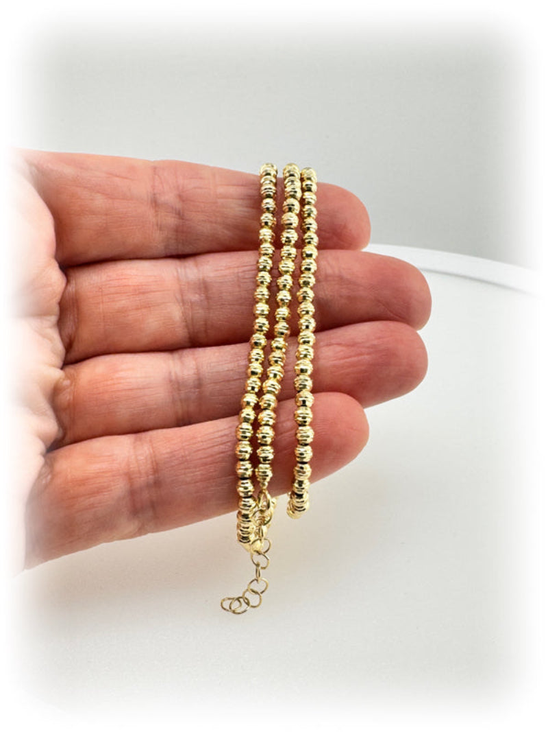 Collar de bolas diamantadas
