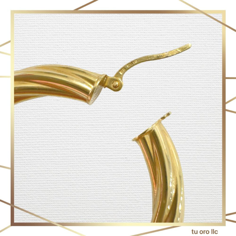 Argollas torcidas lisas, grosor 5 mm. -  