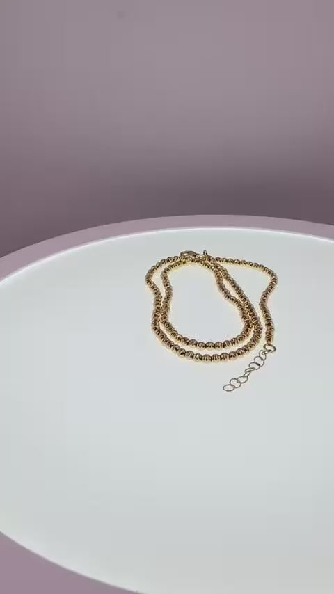 Collar de bolas diamantadas
