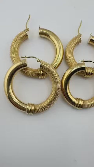 Aretes gruesos lisos y satinados