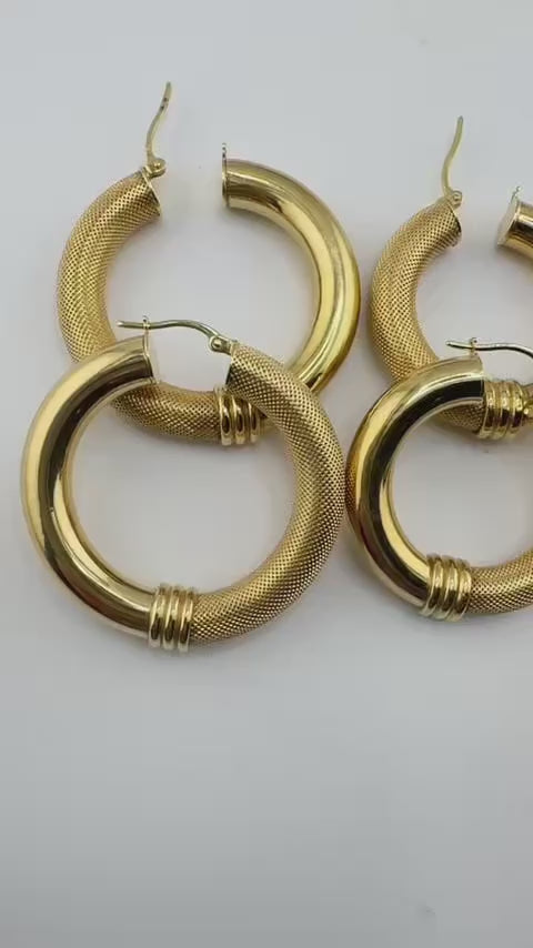 Aretes gruesos lisos y satinados