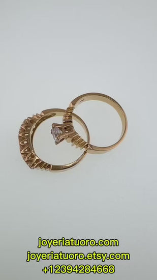Anillos de compromiso calados.