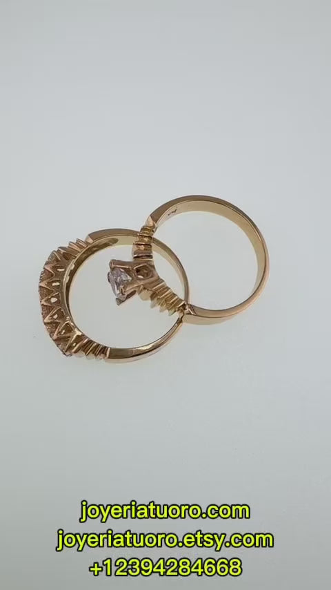 Anillos de compromiso calados.