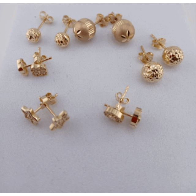 Aretes pegados