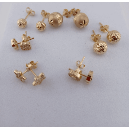 Aretes pegados